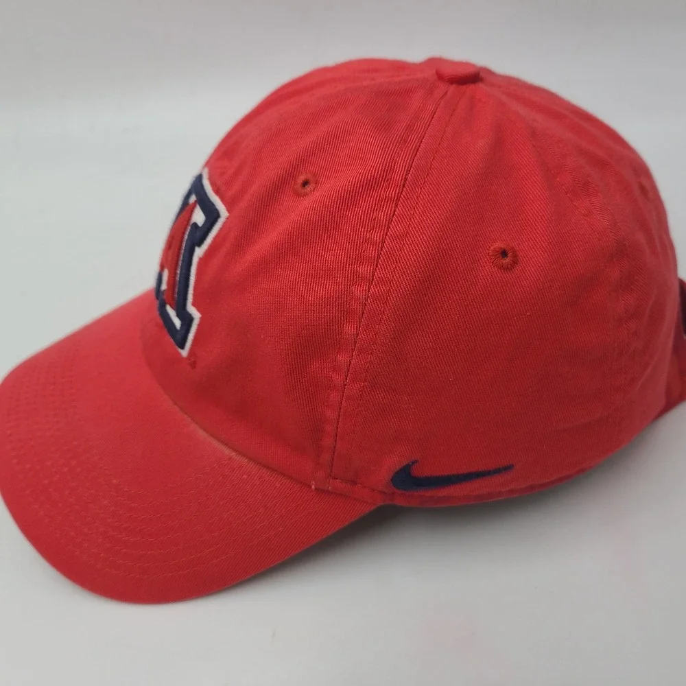 Arizona Wildcats Hat Strapback Nike Red Blue‎ NCAA Logo Heritage86 Dri-Fit Men